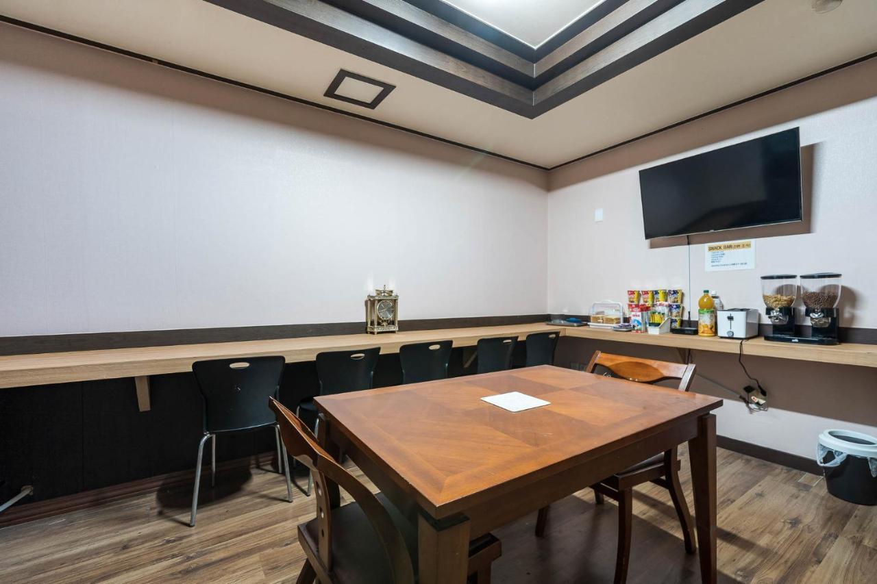 Mu Hotel Sasang ภายนอก รูปภาพ